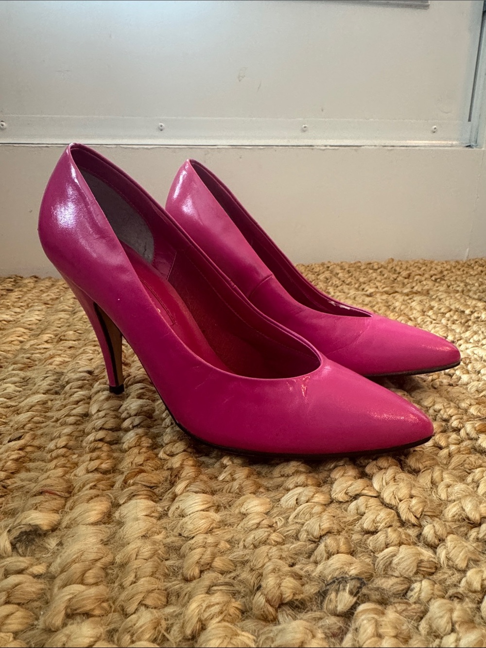 Vintage Jasmine Hot Pink Leather Pointed Toe Pumps Approx Size 5–5.5